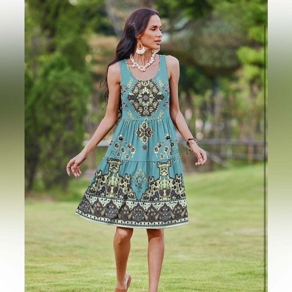 Bohemian Sleeveless Dress - Picture 5 of 8